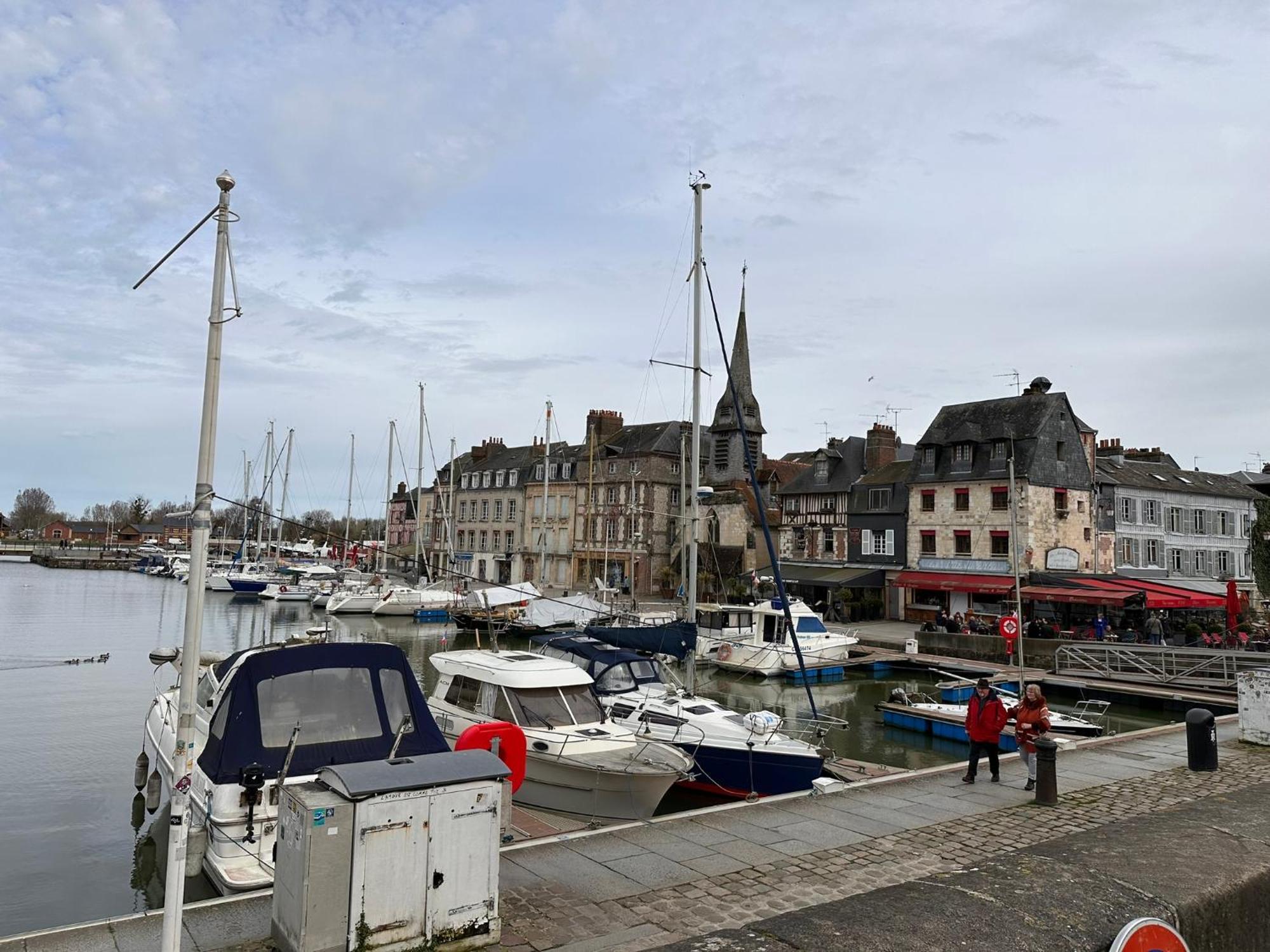 Large Apartment In City Center Honfleur Exterior photo